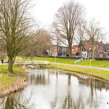 Luxurious 17c Canal Apt - Low Cost Parking Amsterdam